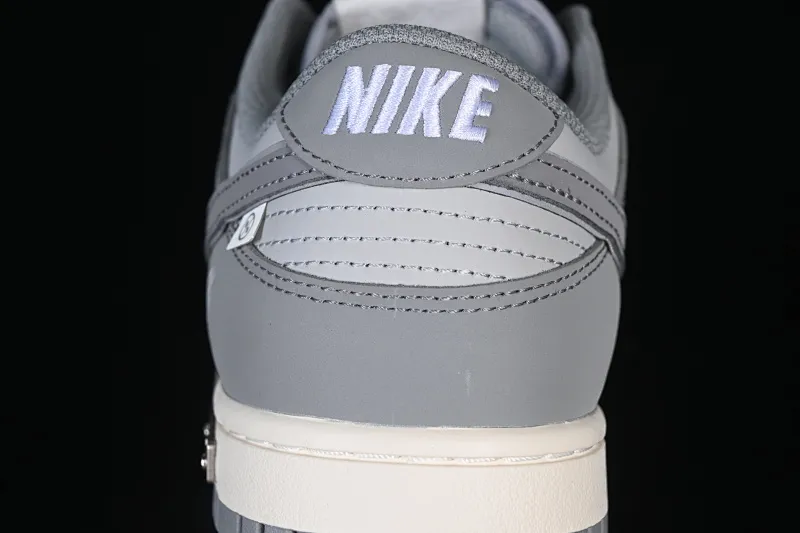 All categories Nk SB Dunk Series Nk SB Dunk Low High-end customized low-top sneakers Nike SB Dunk Low Anniversary high-end customized low-top casual sneakers GW0510-051